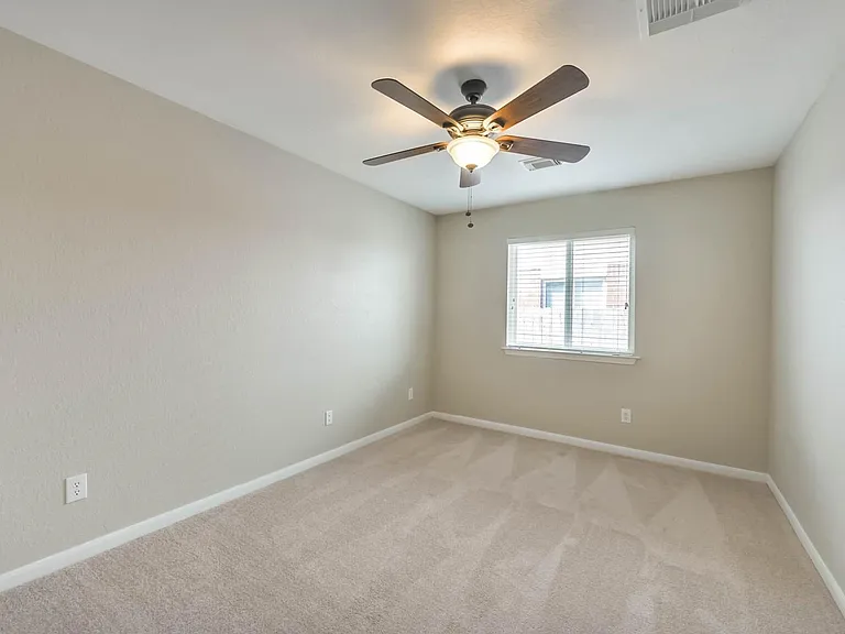 21115 Amber Crossing Dr — Photo 9
