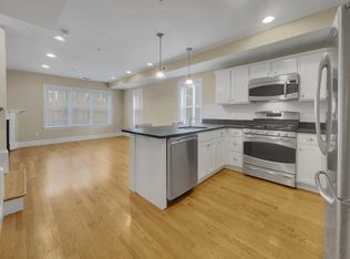 855 Lagrange St UNIT 4, Boston, MA 02132
