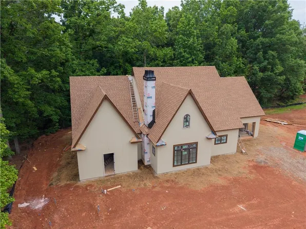 290 Braswell Mountain Rd, Dallas, GA 30132