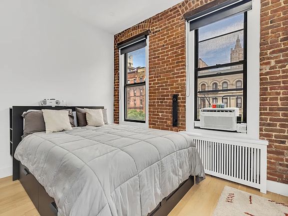 4th image of 304 Columbus Ave #3BC