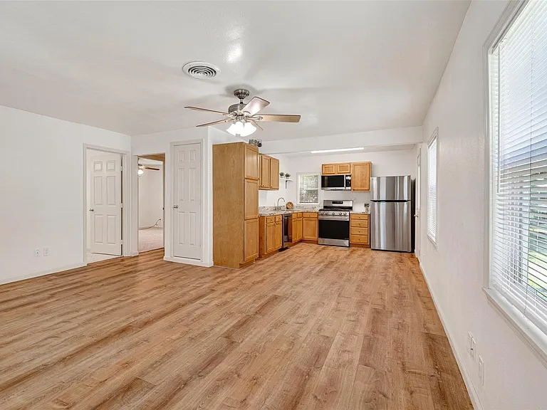 6714 Moss Rose St — Photo 6