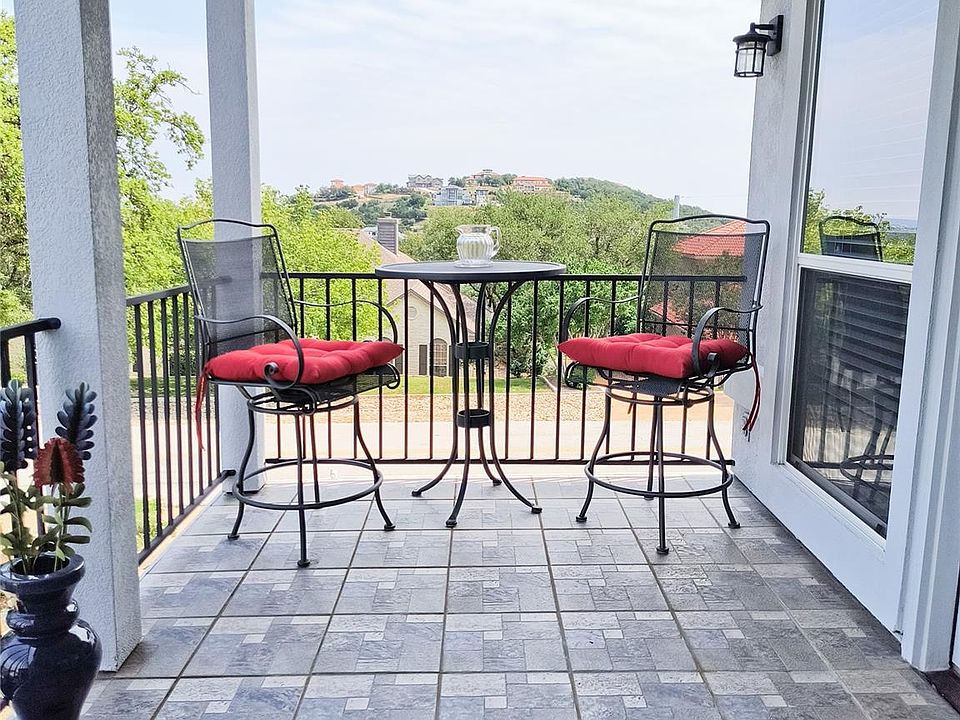 1st image of 102 Paragon Ct