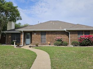 2505 Southridge Dr, Sachse, TX 75048