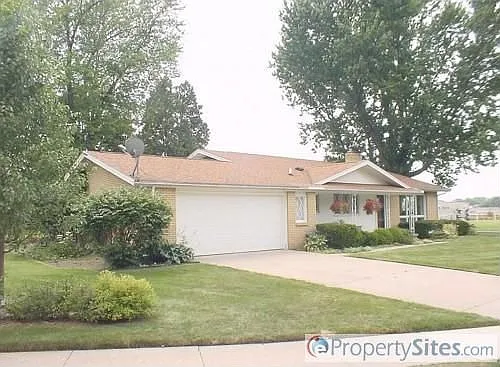 2100 Pamela Pl photo 1