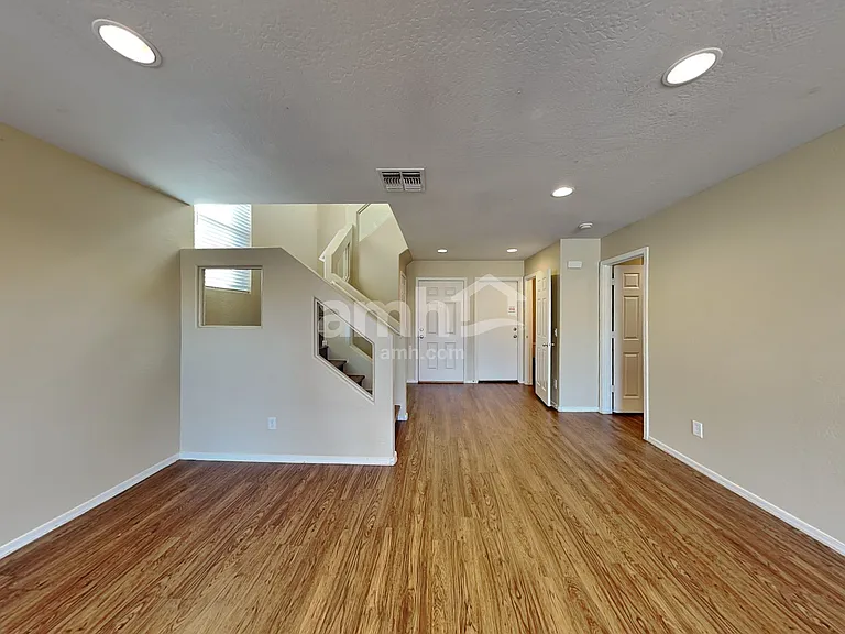 22644 W Adams Dr — Photo 5