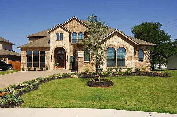 2nd image of 3004 Spring Lake Ct