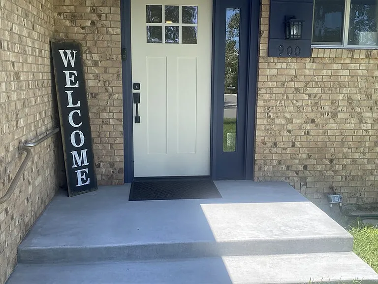 Bruce Dr — Photo 18