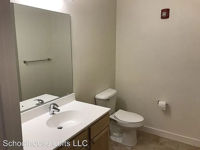 1 bed, 785 sqft, $1,795 — Photo 4