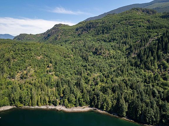 5th image of 4 Kayak Rd