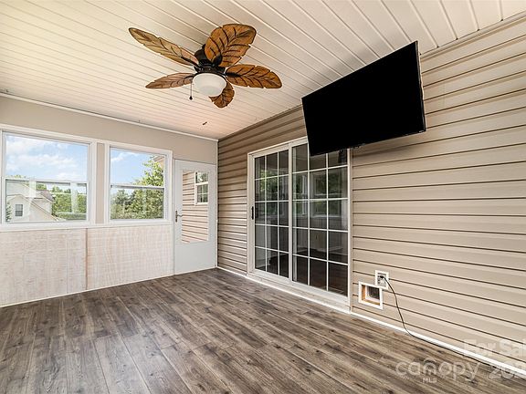 4th image of 307 Bennington Dr