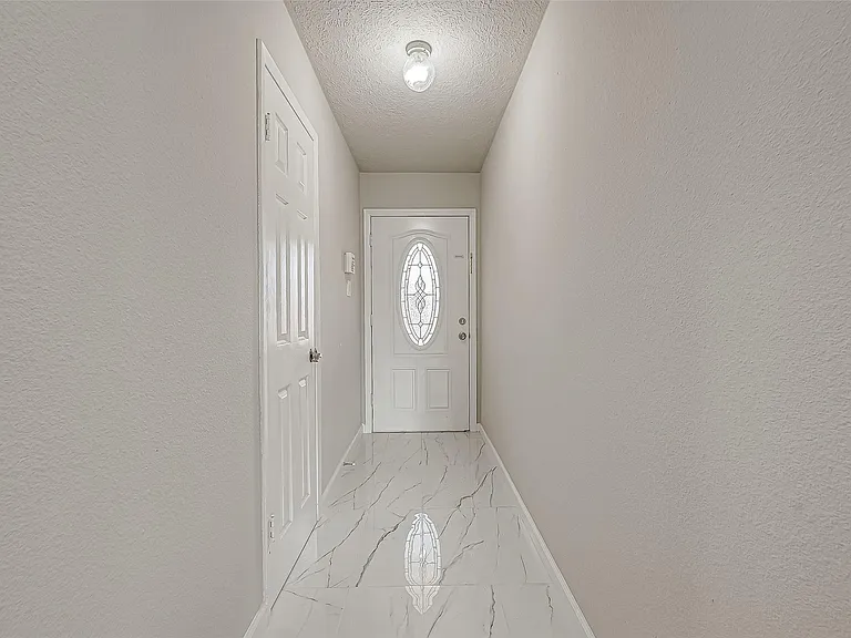 635 Tarpaulin Way — Photo 6