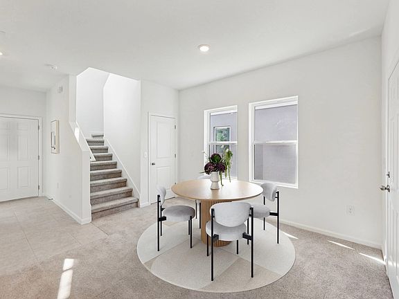 Lyon The Lyon Dining Area