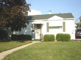 702 Mountjoy St, Springfield, OH 45505