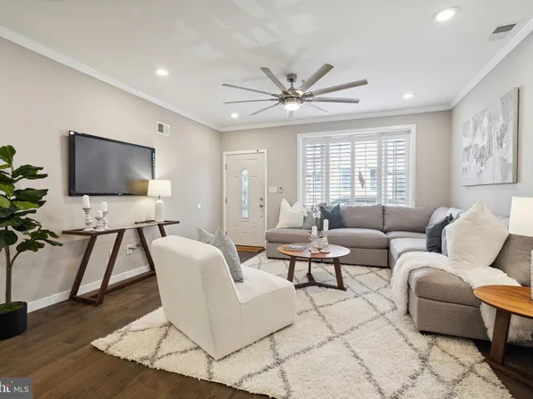 630 Catharine St, Philadelphia, PA 19147