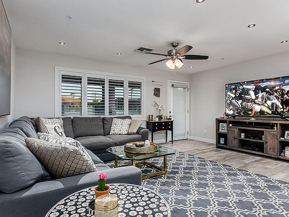 5th image of 3414 N 63rd Pl