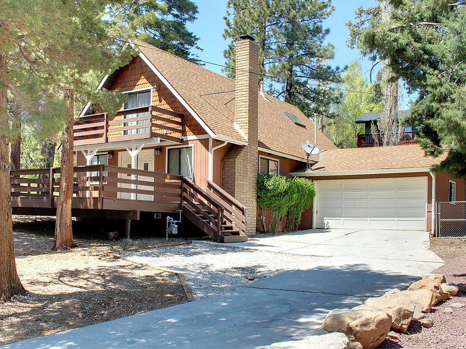 2nd image of 43092 Moonridge Rd