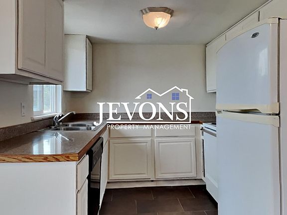 4th image of 1722 E 56th St #3