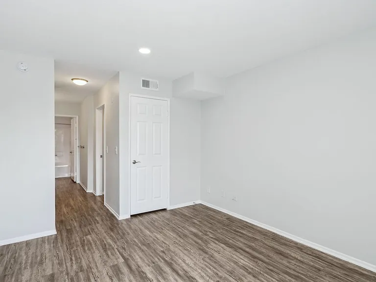 5235 Kester Ave — Photo 18