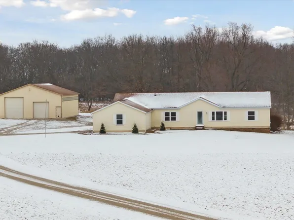 10485 Hardcastle Rd, Brooklyn, MI 49230