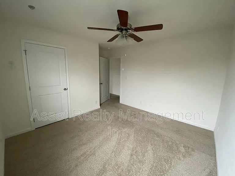 4420 Blackberry Trellis Ln — Photo 12