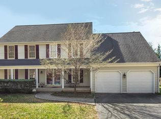 12532 Carrington Hill Dr, Gaithersburg, MD 20878
