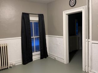 6 Oak St #4, Glens Falls, NY 12801