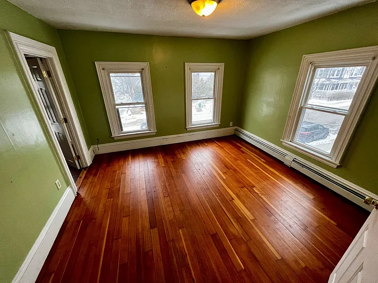 64 Bacon St — Photo 8