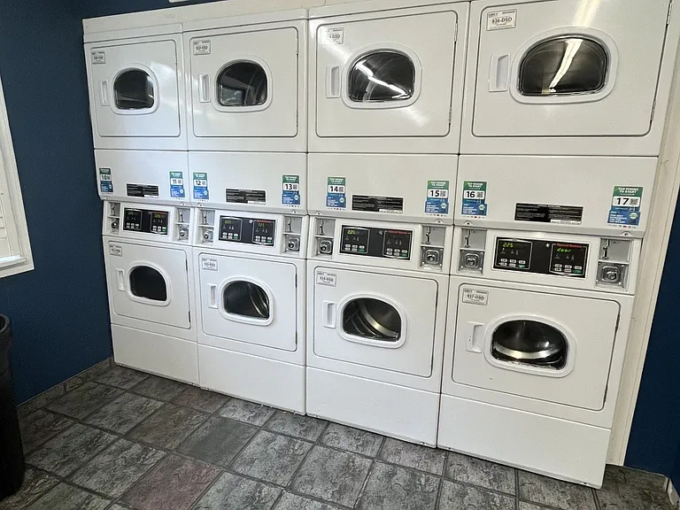 Foxfire West Apartments — Photo 5