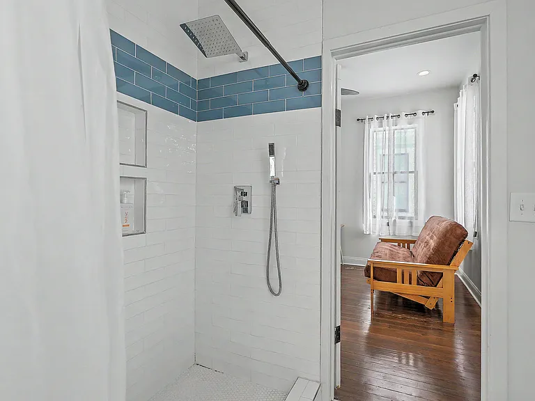 272 Coming St #C — Photo 23