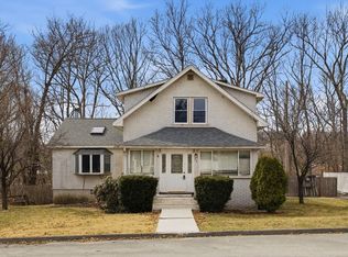 53 Mount Ave, Worcester, MA 01606