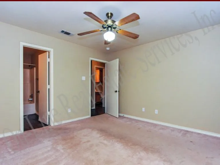 3805 Oldenburg Ln #A — Photo 6