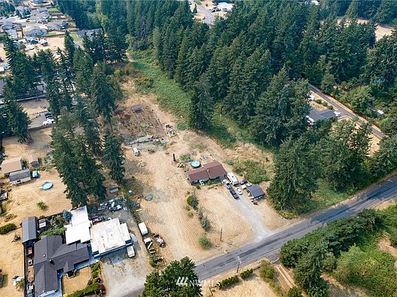 3rd image of 15818 62nd Ave E