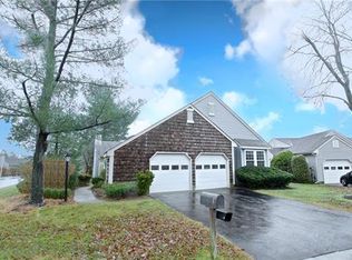 1 Alex Hamilton Ct, Monroe Township, NJ 08831