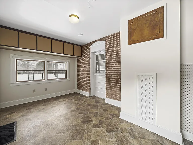 1001 Pope Ave — Photo 18