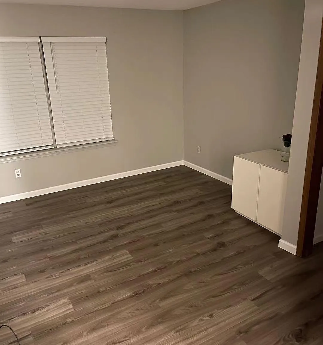 3 bed, 1150 sqft, $1,250 — Photo 1