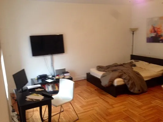 Rented by Pink Stone Realty LLC | media 32