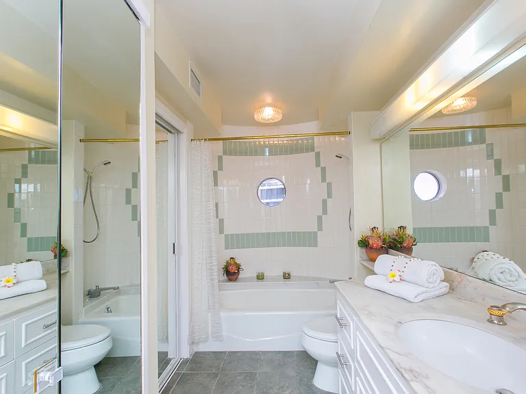 1910 Ala Moana Blvd #13A — Photo 13