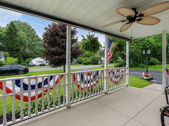 4th image of 1093 Clearvue Dr