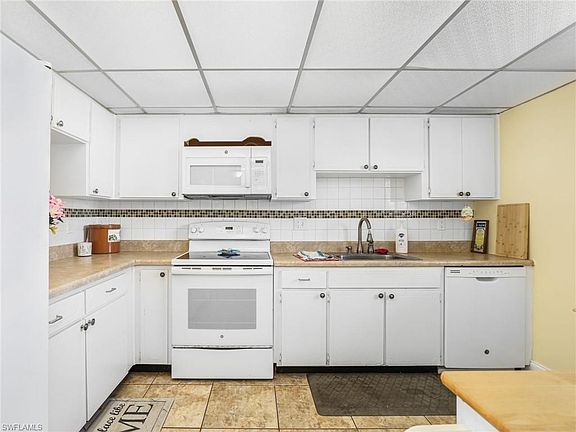 4th image of 1510 Memoli LN #2