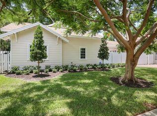 1862 Prospect St, Sarasota, FL 34239
