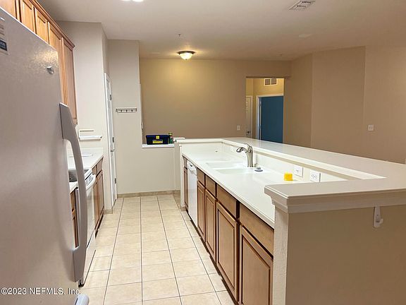 3rd image of 13364 Beach Blvd Unit 810