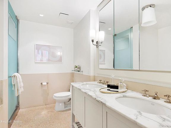 5th image of 416 Washington St APT 3J