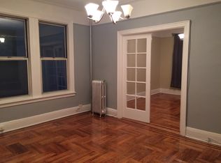 2462 27th St #2, Long Island City, NY 11102