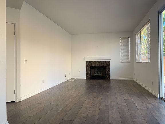 5th image of 941 Camino Del Sol