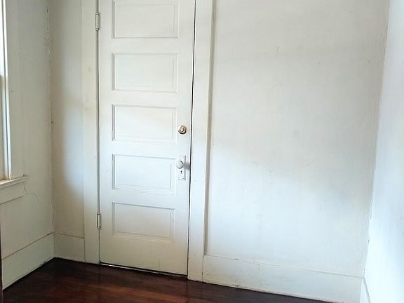 little office / bonus storage room