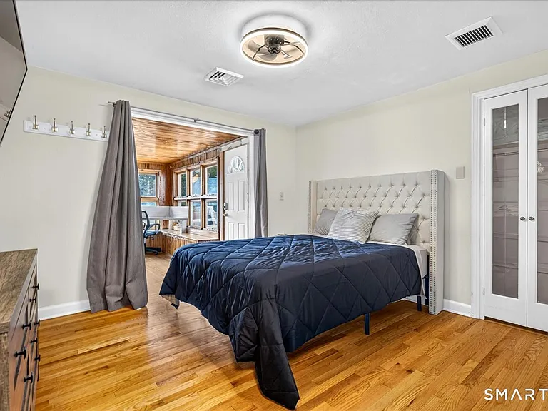 440 Evergreen Ave — Photo 18