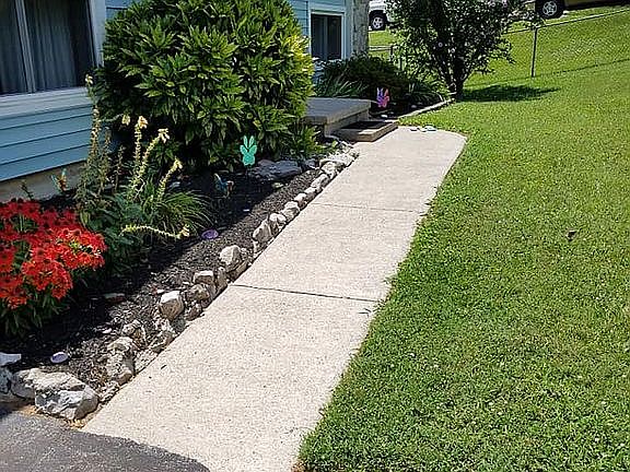 5th image of 8212 Fallen Rock Dr