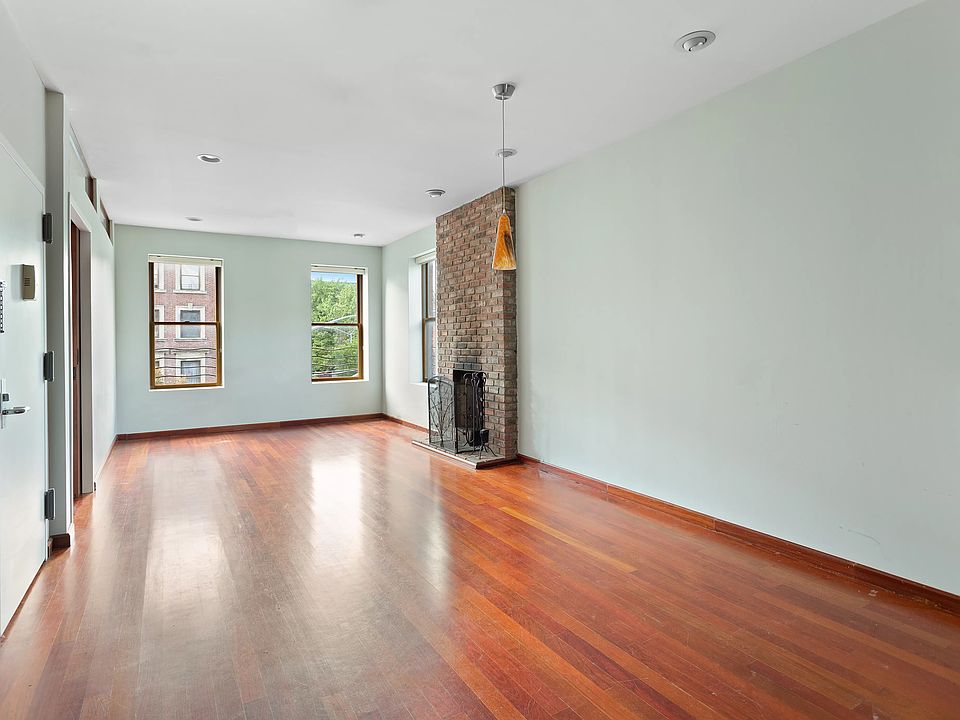 1st image of 2119 5th Ave #3