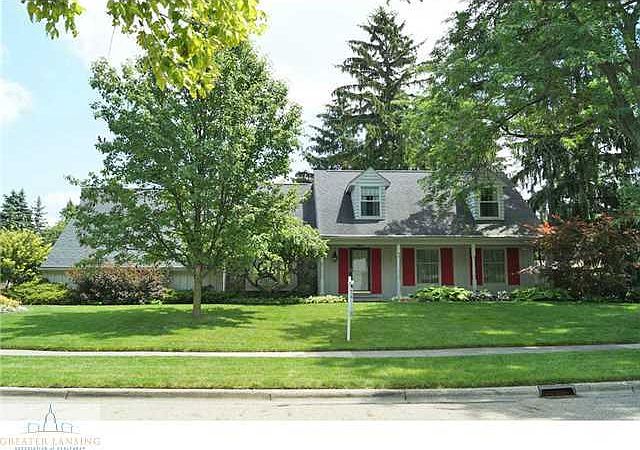 1st image of 865 E Longfellow Dr