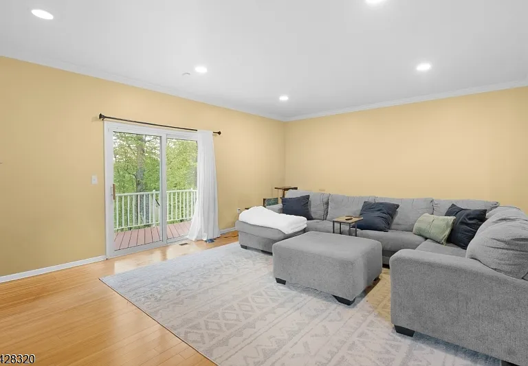 84 Autumn Ridge Rd — Photo 7